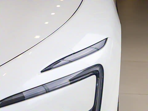 2025�� �Ŀ� Max�����