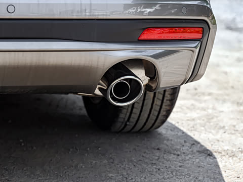 2025�� 2.0L XL-TLS ������