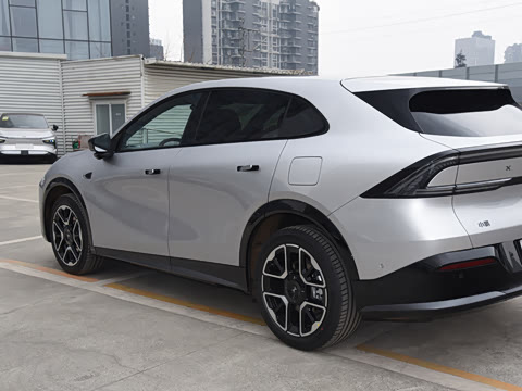 2026�� ���� 1704 Max �Ƽ���