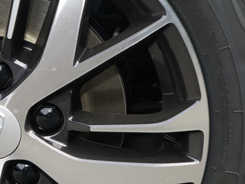 2027�� ���� 1.5L CVT������