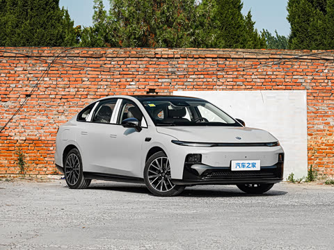 2027�� 670������