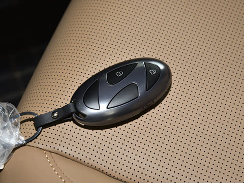 2026�� 2.0T ̽����Pro