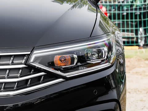 2026�� 3000������ѡ�� 330TSI DSG��Ӣ��