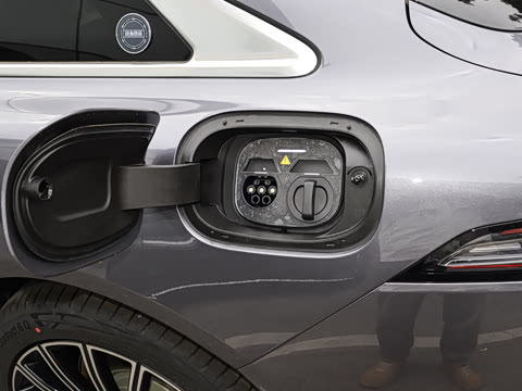 2025�� 260���������