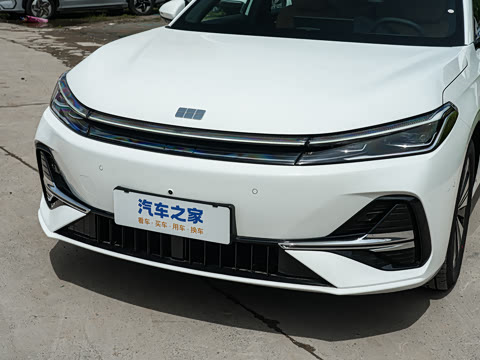 2026�� EM-i 235km ̽��+��