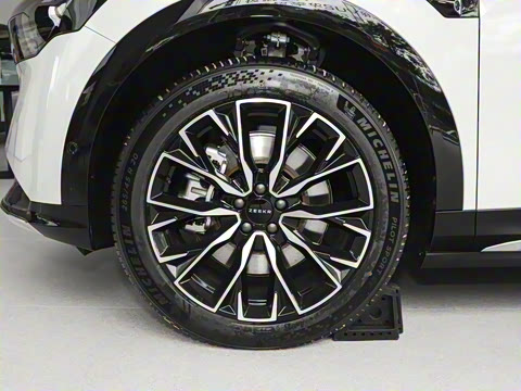 2025�� 100kWh �����������Ǽݰ�