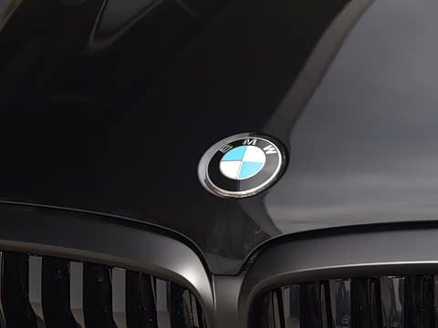 2026�� �Ŀ� xDrive 40Li ������M�˶���ҹ��װ