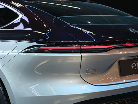 2025�� 102kWh ��ƽ���ر��