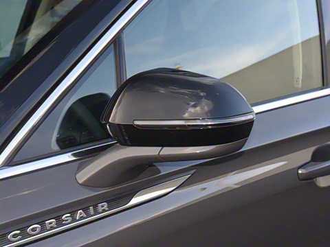 2025�� 2.0T ����������