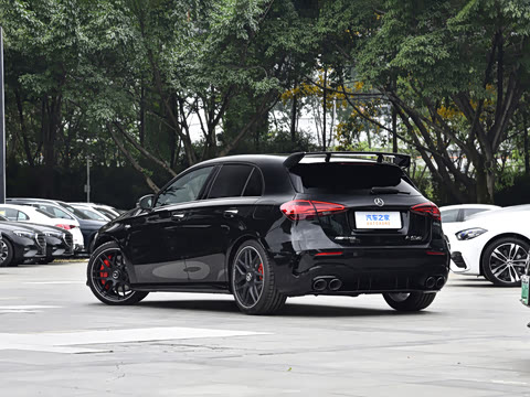 2026�� AMG A 45 S 4MATIC+
