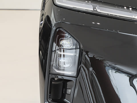 2026�� �ھ������ 100kWh Touring