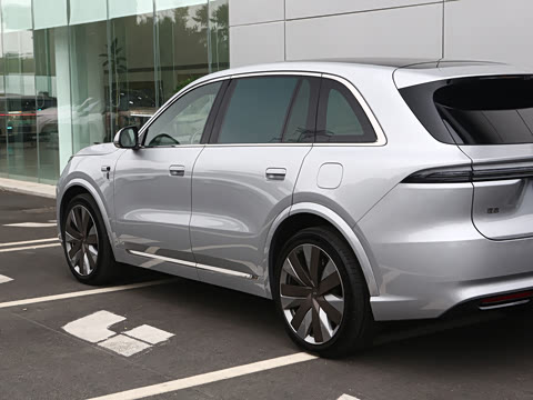 2026�� Livis