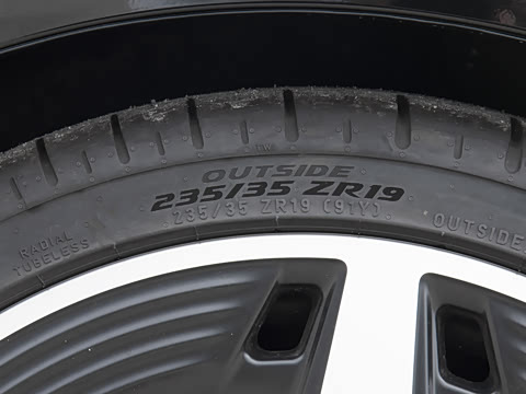 2026�� �Ŀ� AMG A 35 4MATIC