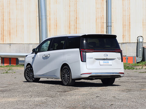 2026�� PHEV L ���� Ultra