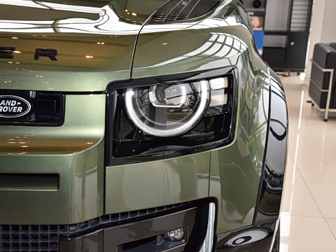 2026�� 110 3.0T P400 �����ر��