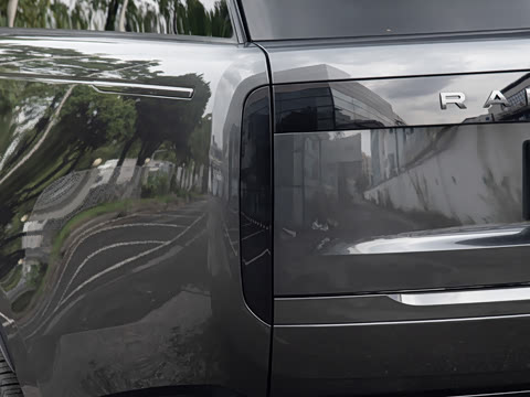 2026�� 3.0 L6 400PS AB�����