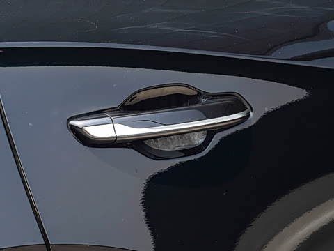 2025�� �Ŀ�  2.0T PHEV ����200��������� 7��