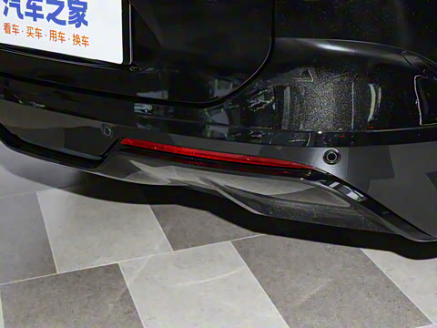 2025�� �Ŀ� Max���̰�