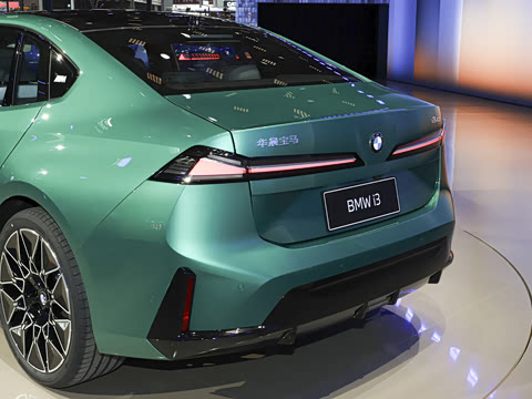 2027�� 40L