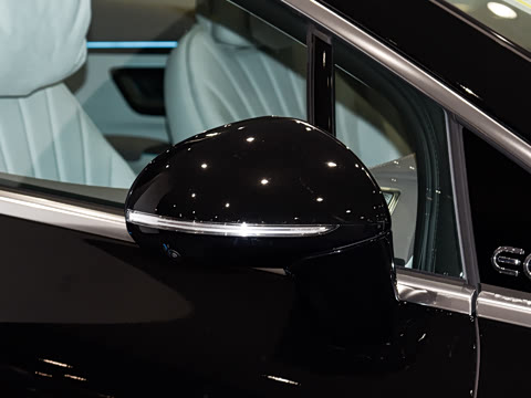 2025�� 500 4MATIC