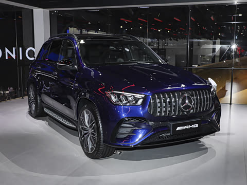 2026�� AMG GLE 53 4MATIC+
