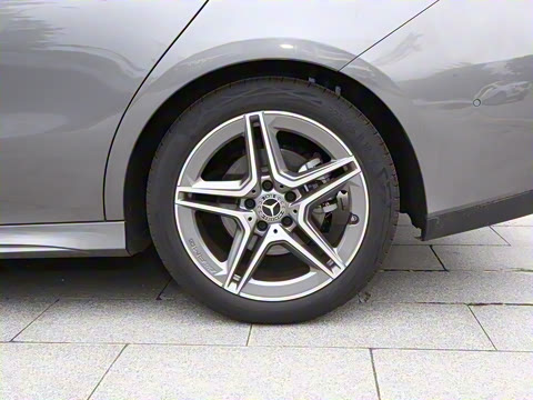 2025�� CLA 200 ���ܳ�