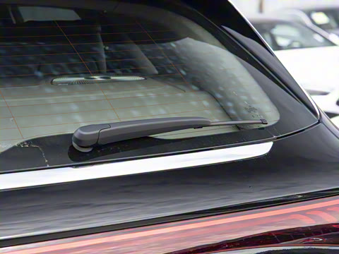 2025�� EQS 680 ���ݰ�