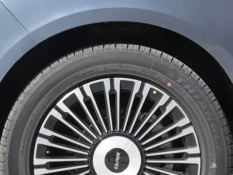 2026�� ���̰� 230�콢�� 7��