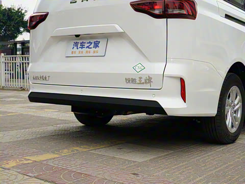 2025�� 2.0L CNG�м�Ӫ�����ʰ� 7��