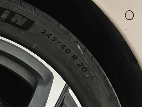 2025�� 100kWh Touring