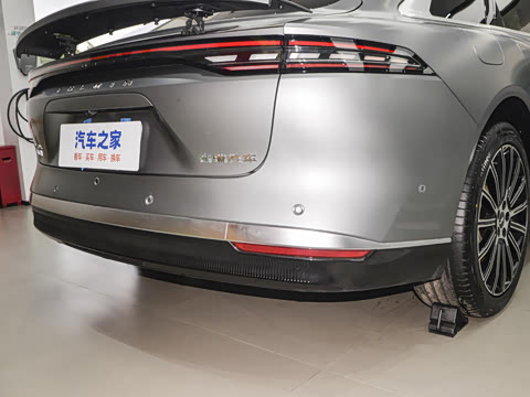 2025�� ��� �����۷��