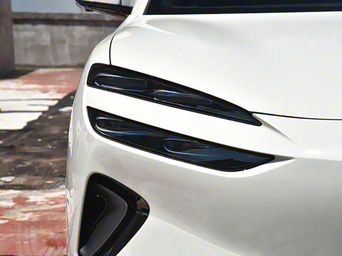 2025�� EV 605�캽Plus��