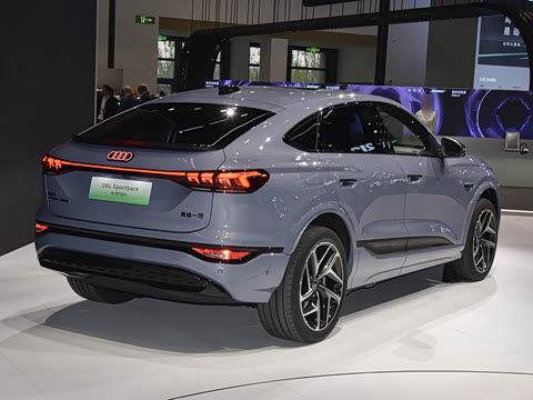 2026�� quattro Ǭ���Ǽݰ�