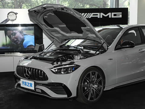 2026�� AMG C 43 4MATIC