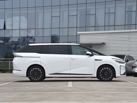 2026�� ���� 750 Ultra