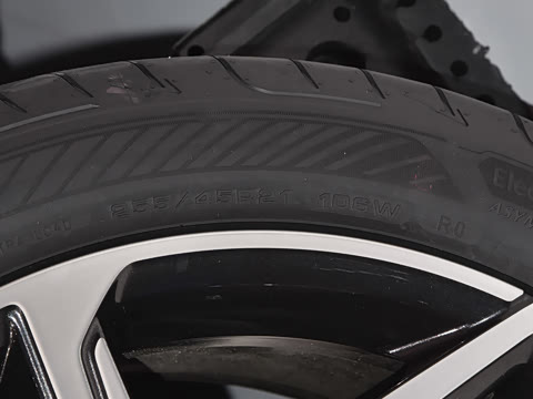 2026�� quattro Ǭ���Ǽݰ�