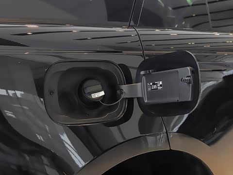 2026�� 3.0 L6 360PS SE�����