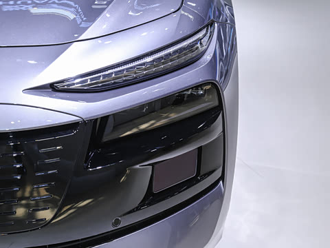 2026�� quattro Ǭ���Ǽݰ�