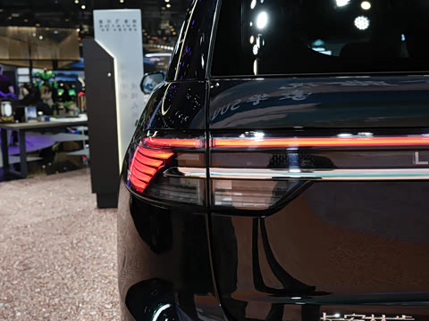 2024�� 3.0T V6 �������Ű� ����