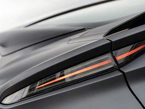 2023�� DBS Superleggera V12 Coupe