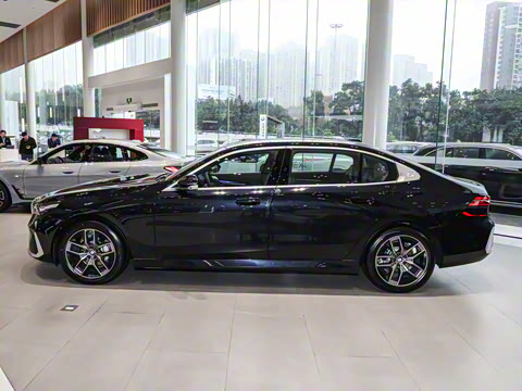 2026�� 530Li ������ ������װ