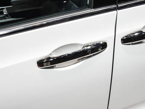2026�� 2.0L e:HEV �������