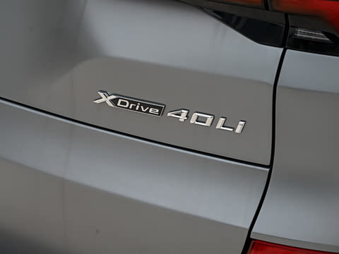 2026�� �Ŀ� xDrive 40Li ������M�˶���ҹ��װ