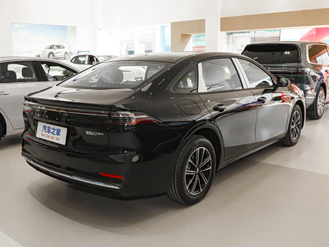 2025�� EM-i 70km ������