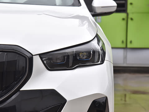 2026�� �Ŀ� 530Li ������ M�˶���װ