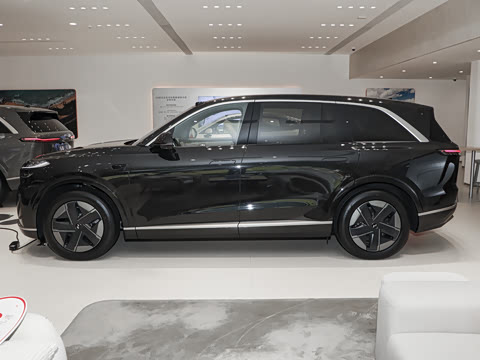 2025�� Pro ������