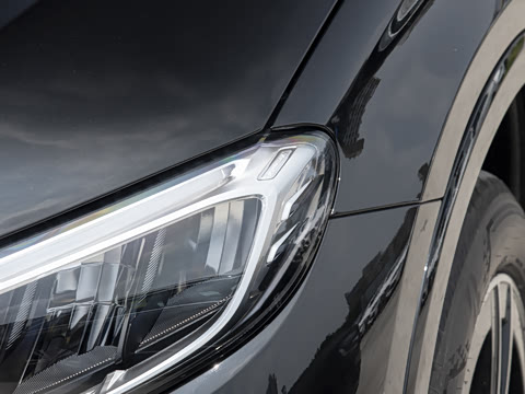 2026�� �Ŀ� GLC 260 L 4MATIC ������
