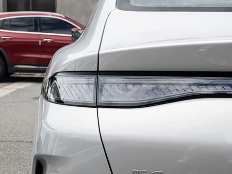 2026�� 535 MAX+�����