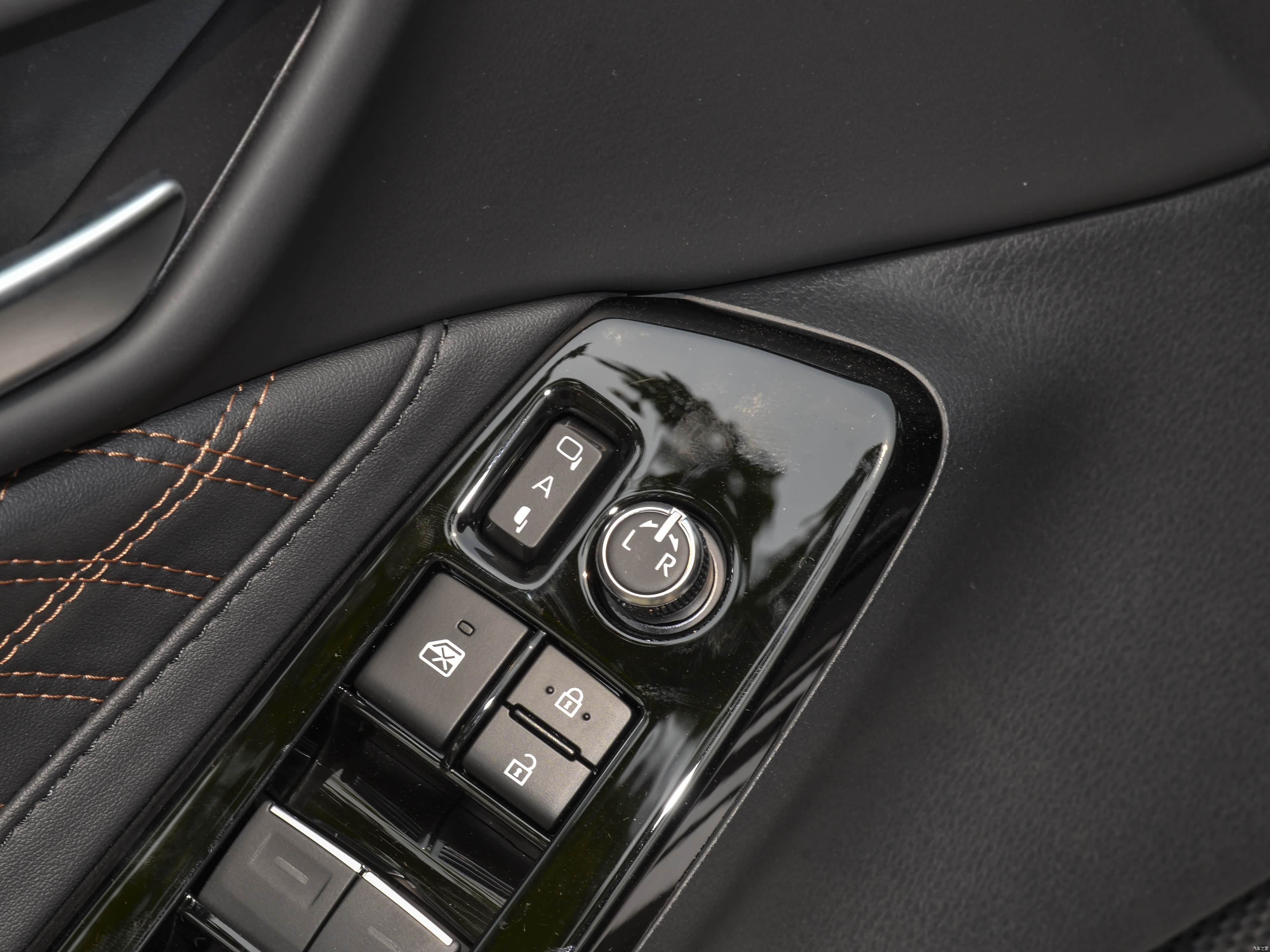 Toyota Avalon, миниатюра 25
