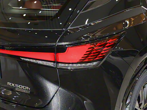 2026�� 500h ����F SPORT Performance